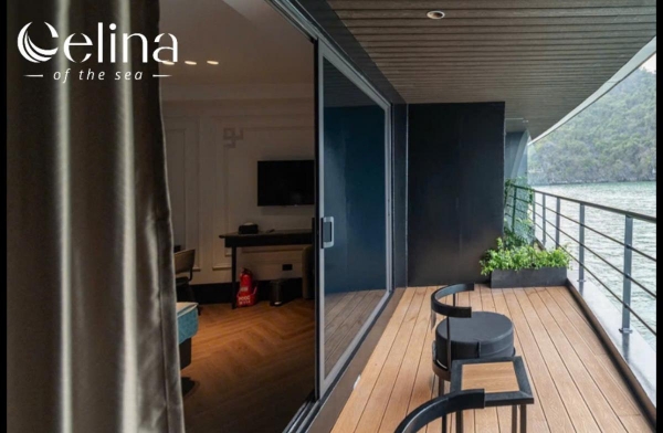 EXECUTIVE BALCONY